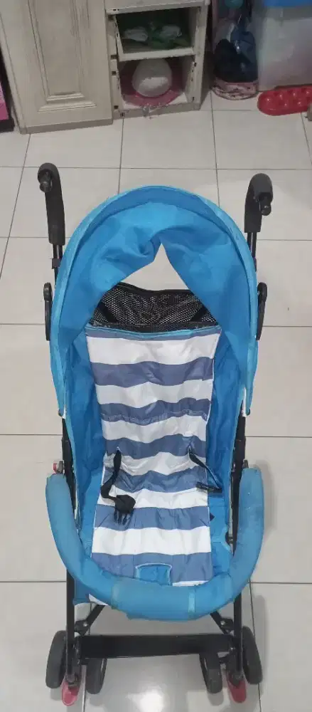 Stroller bayi/balita uk sedang