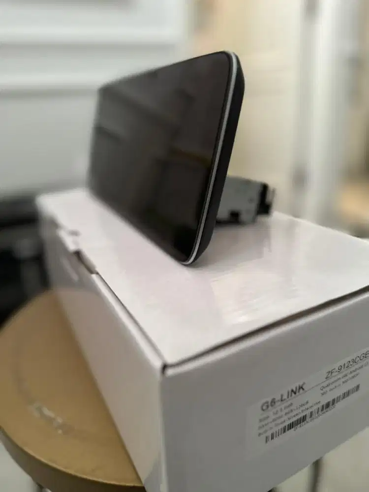 Dijual : Head Unit original Mercedes C200 W205 2019