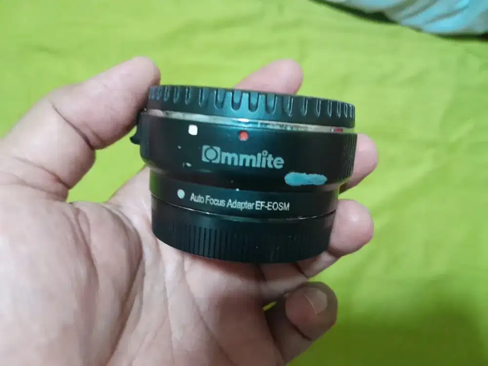 Adapter commlite EF-EOS M / dslr canon to mirroless canon
