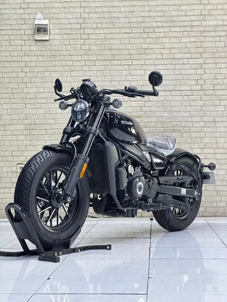 Moge cf moto 450 CLC bobber mustika motor