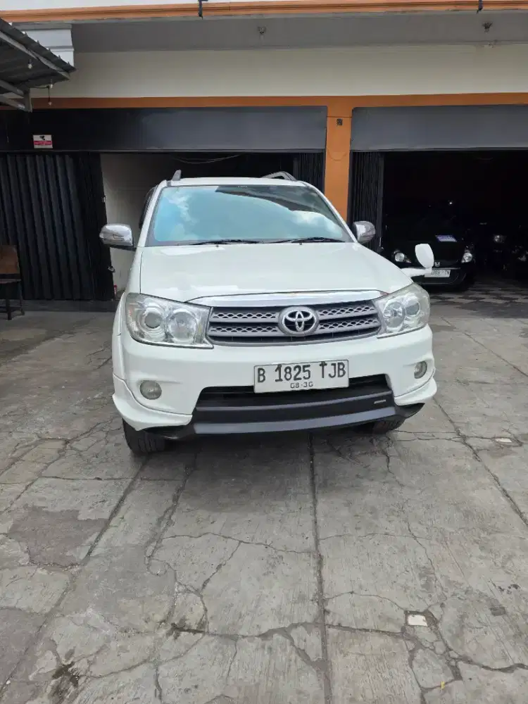 Sale auto car For sale fortuner G TRD 2010 manual