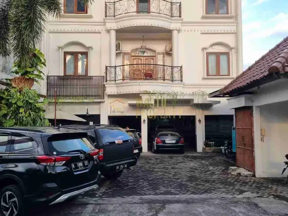 KOSTEL AKTIF RAMAI PENGUNJUNG DIJUAL DEKAT AMPLAZ
