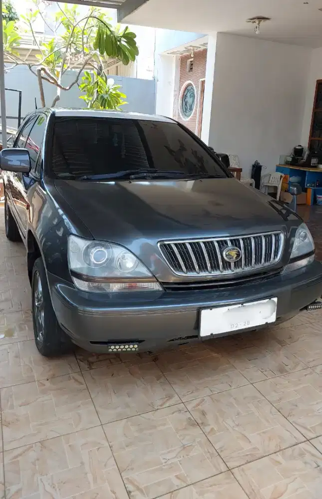 Dijual Toyota Harrier 2001 AT / 2,4L