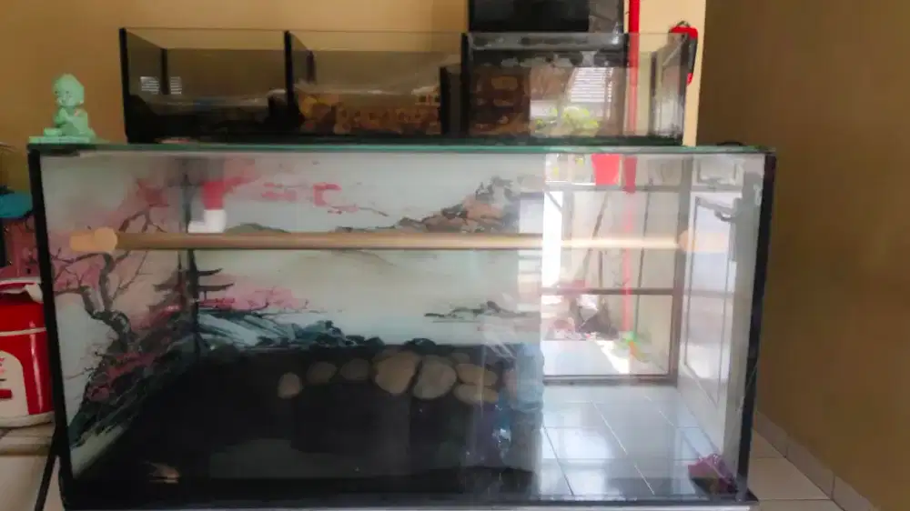Akuarium plus talang kaca