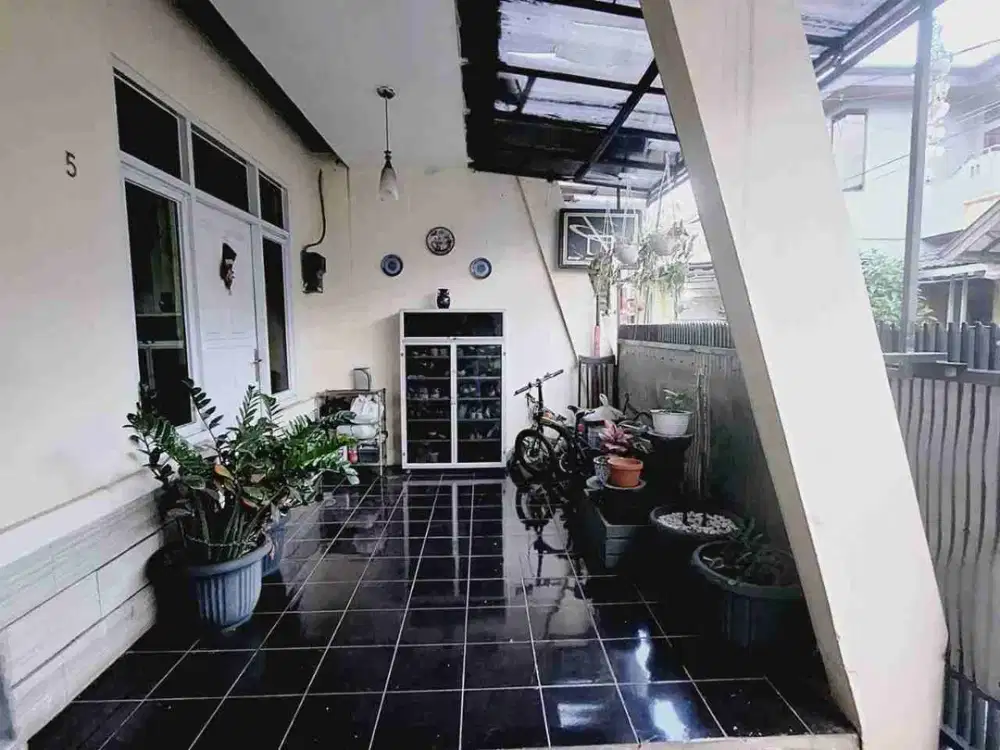 Rumah siap huni murah di Antapani Kota Bandung