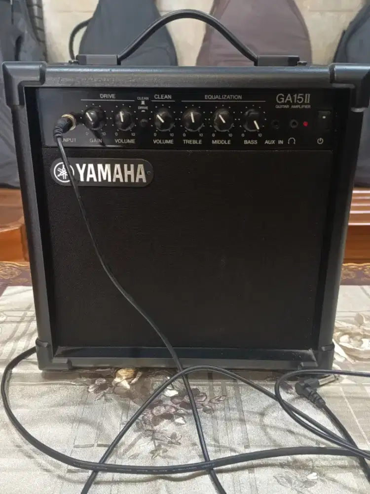 Ampli gitar yamaha GA1511