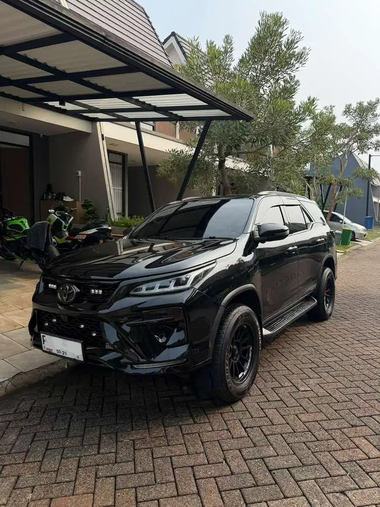 Toyota FORTUNER GR SPORT 2.8 Facelift Legender Bodykit