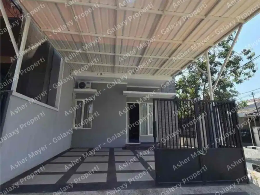 Rumah 2 lantai SHM Furnish dekat dengan Kampus Petra, Plaza Marina, Pintu Tol, Sier di Kutisari Indah Selatan Surabaya Selatan