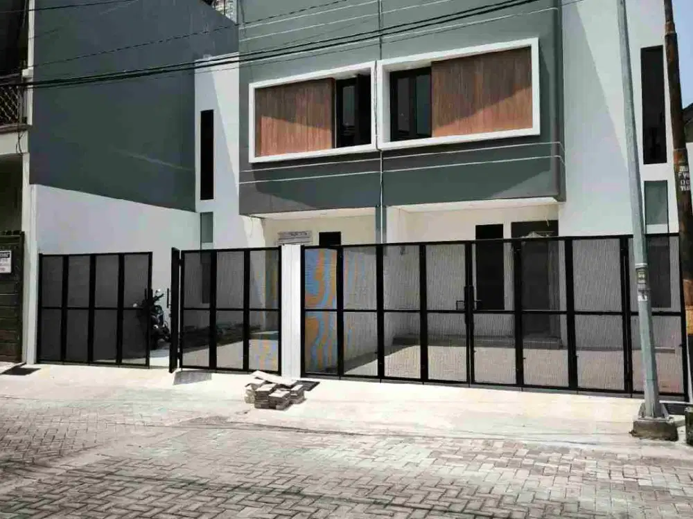 jual rumah baru Mulyosari utara Surabaya timur
