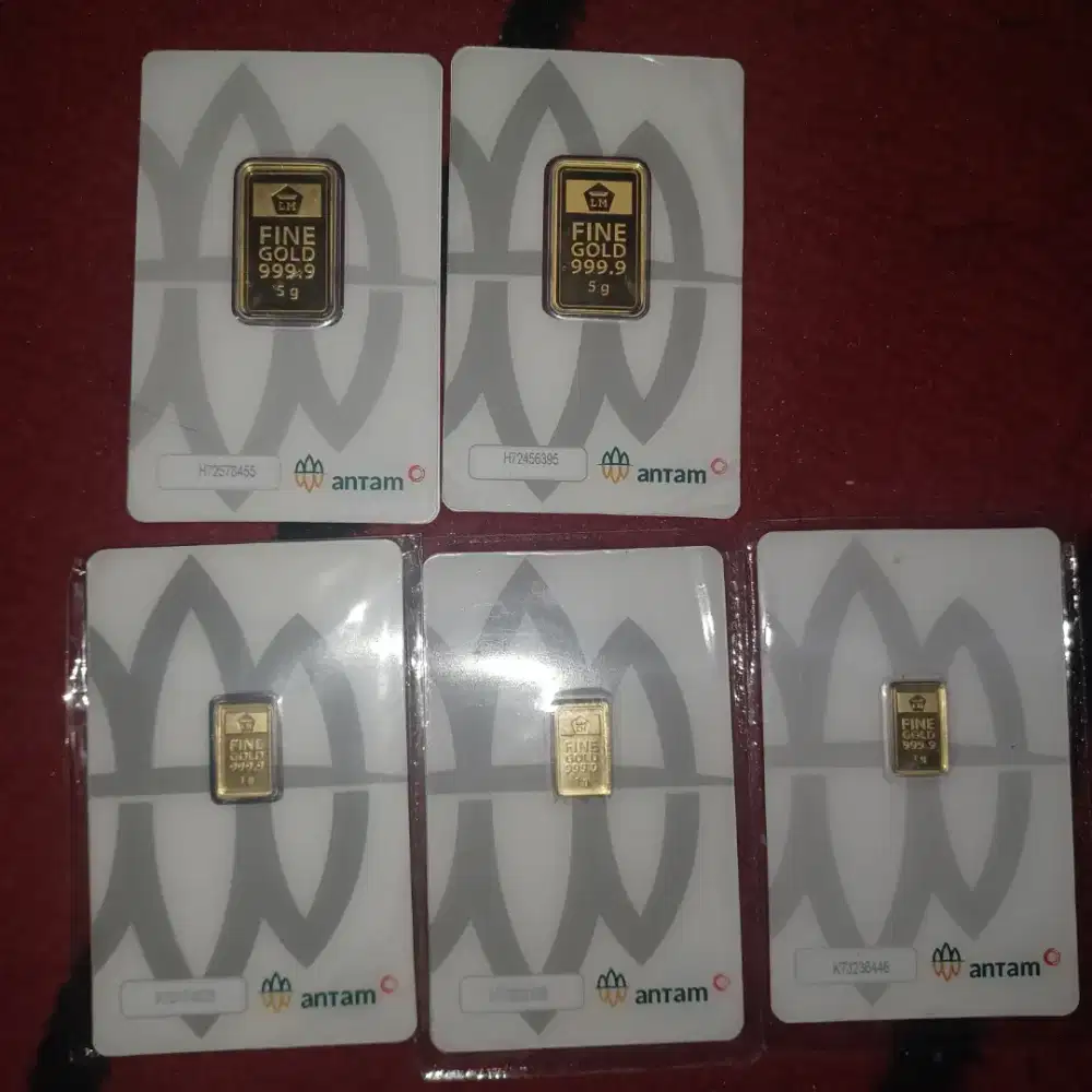 Dijual antam 5gr dan 1 gr..