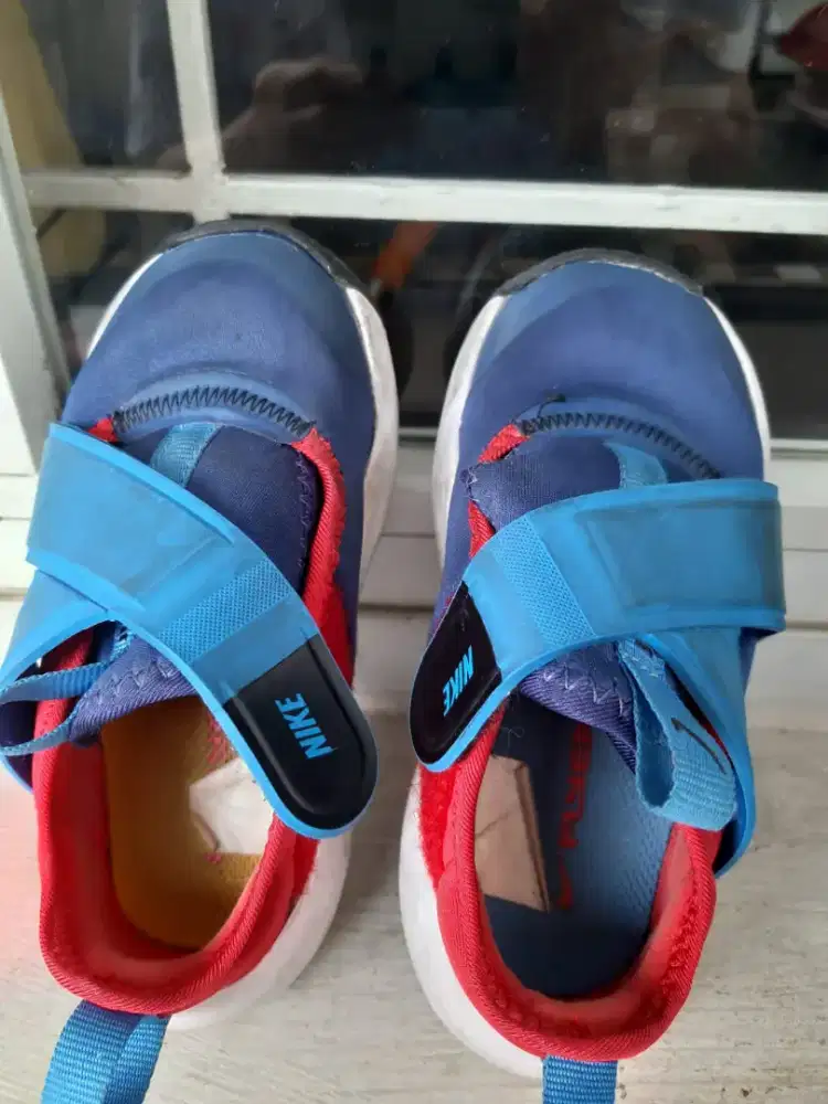 Sepatu NIKE original usia 2-3 tahun uk 15 cm