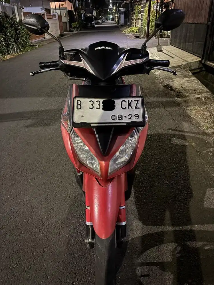 Dijual motor pemakaian orang tua/ pajak on panjang