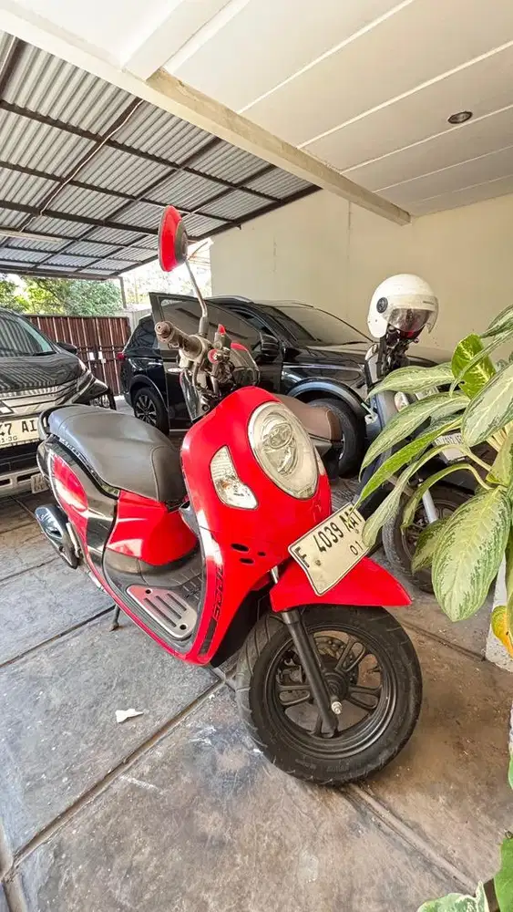 Scoopy 2021 dijual cepat bisa nego