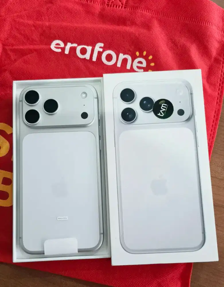 iPhone 17 ProMax 256GB SILVER Resmi iBox BARU - Garansi 1 TAHUN