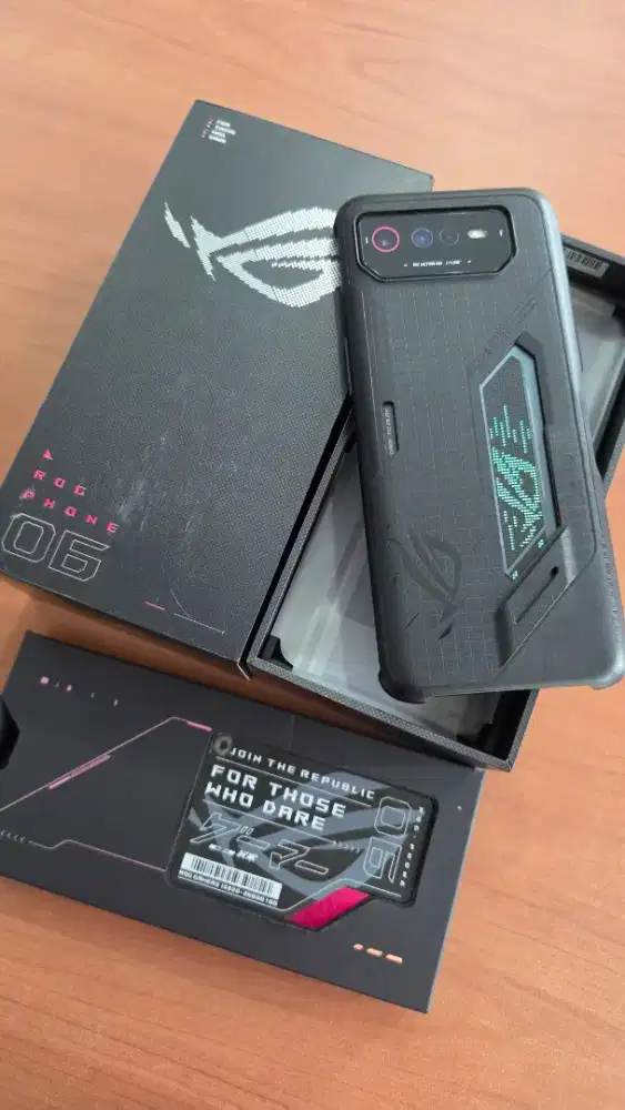 ASUS ROG 6 5G 8/256GB Second - Snapdragon 8+ Gen1