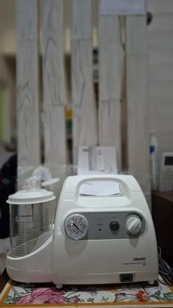 Onemed Portable Phlegm Suction Unit 7-C