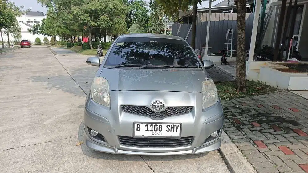 Toyota Yaris 2010 Bensin