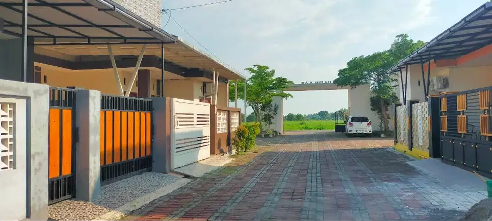 Harga terjangkau, Bisa Custom Desain Rumah. Dekat Jln Raya Solo Jogja