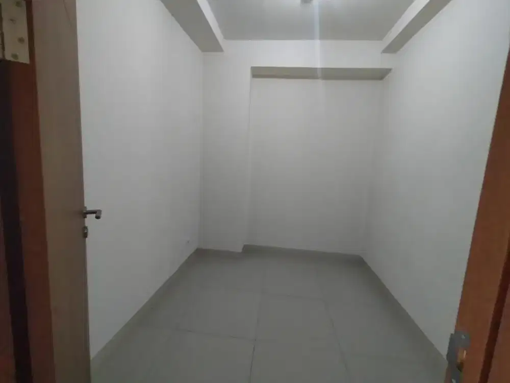 Dijual Apartemen Oak Tower B Lantai 8 – 2 Bedroom Unfurnish, Bebas Tata Ruang, Akses Mudah ke Kelapa Gading & Strategis di Pulo Gadung
