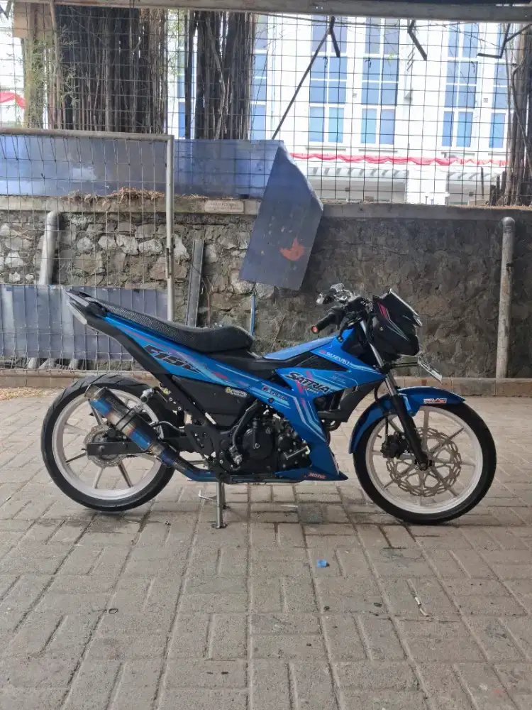 Satria FUFI injeksi 2016 biru GP