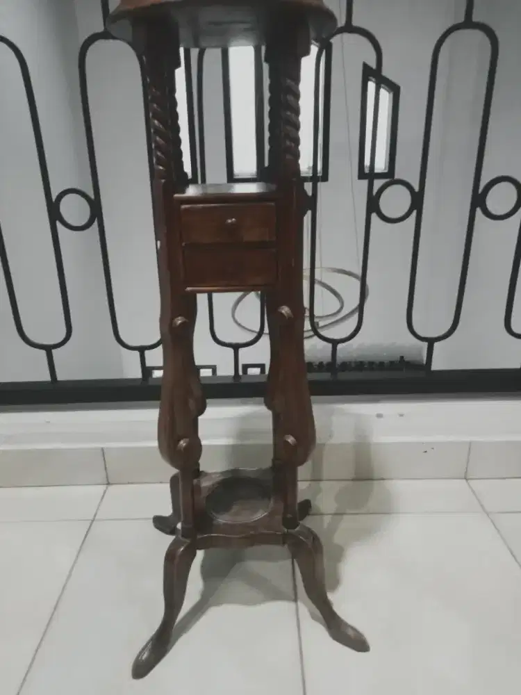 Meja sudut jati