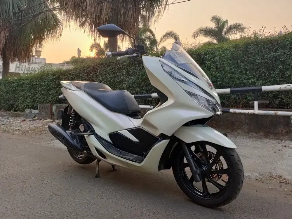 PCX 150cc 2020 cakep putih lembayung