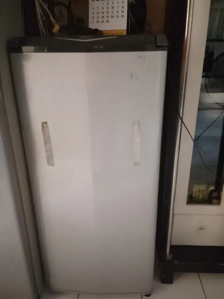 Kulkas aqua 1 pintu murah