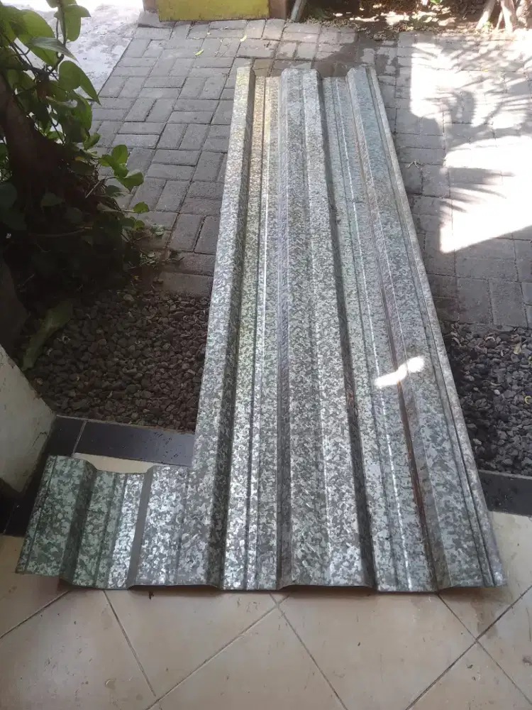 Plat Bondeks sisa