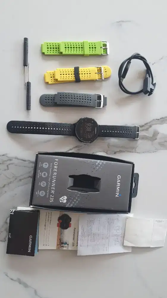 Garmin Forerunner 235