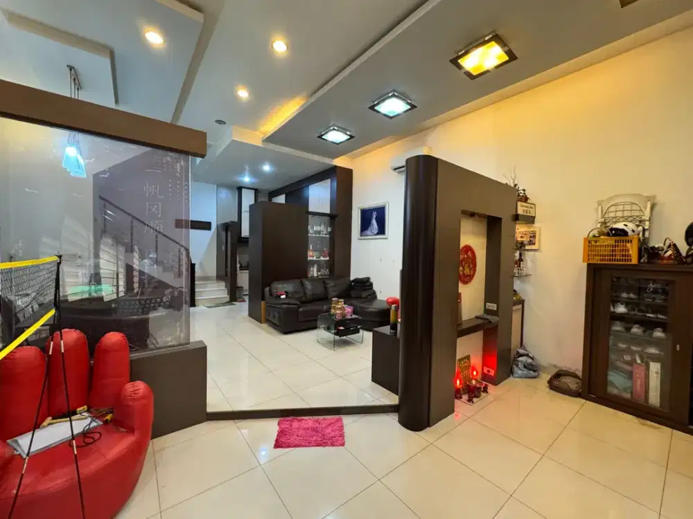 Dijual Villa Komplek Cemara Asri Siap Huni 6x15