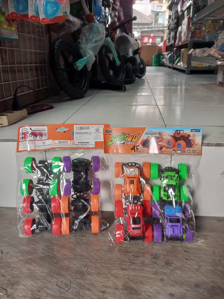 Mainan Anak Truk Monster isi 4