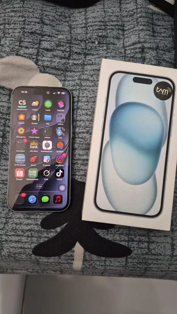 Iphone Basic 256 GB Garansi Resmi
