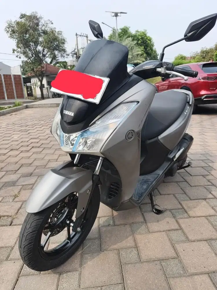 DIJUAL YAMAHA LEXI 125 2019 TIPE TERTINGGI MULUS