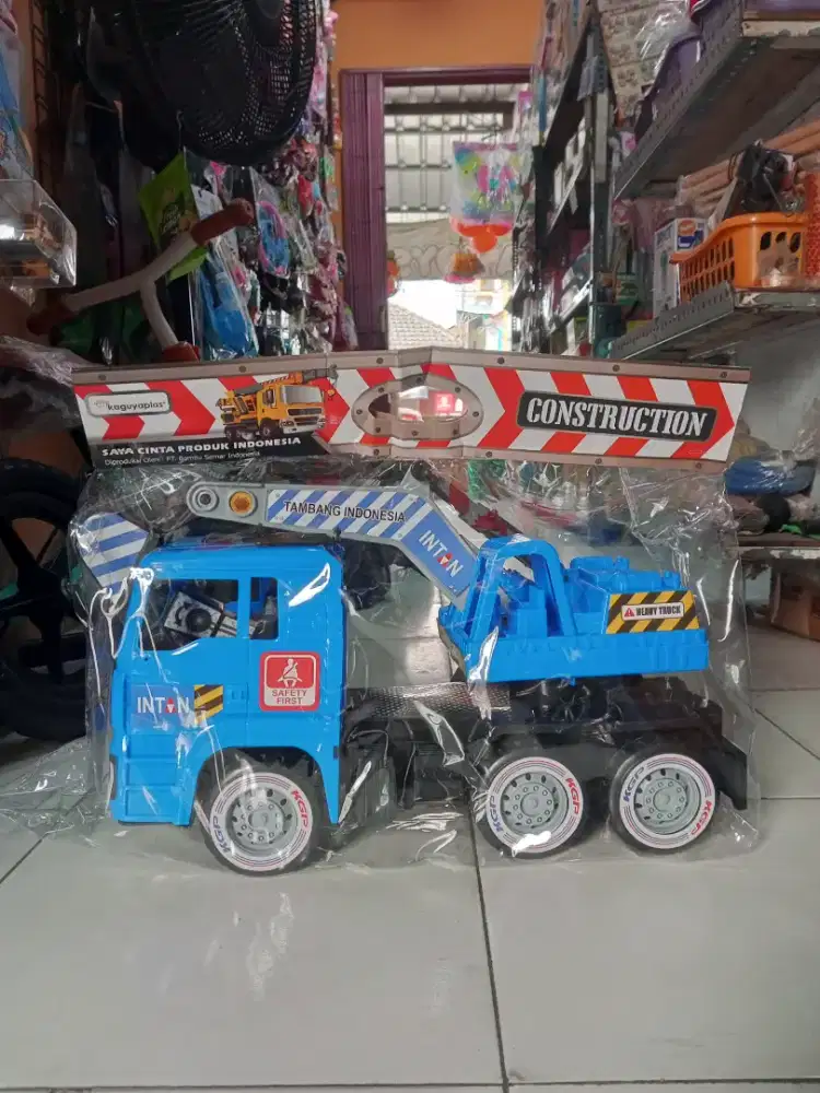 Mainan Anak Truk Bego Besar