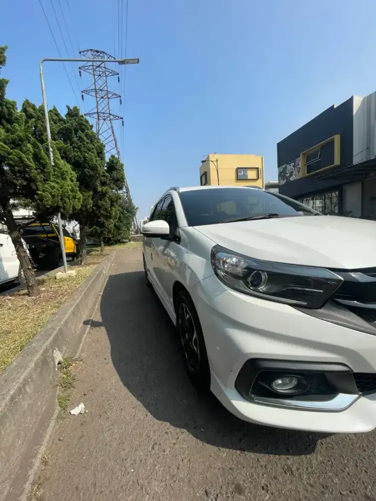 Dijual Honda Mobilio RS MT 2019