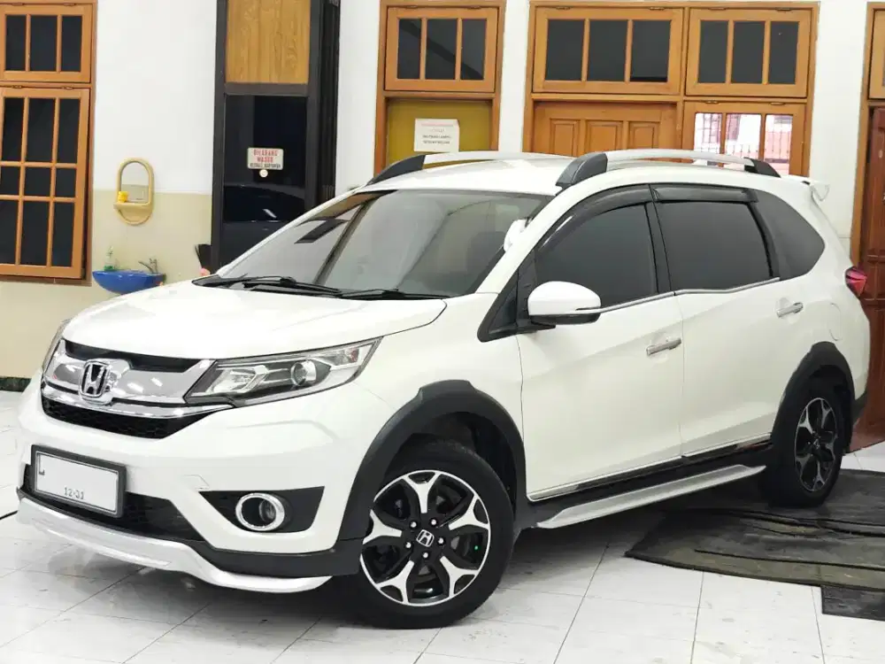 Dp25jt Honda BRV 2016 E Prestige Automatic Putih AT 1.5 L Tg1 Ori 2017