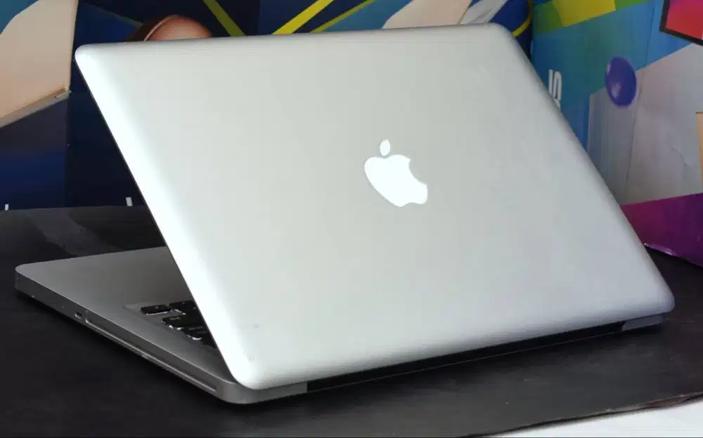 Jual Macbook Pro Second