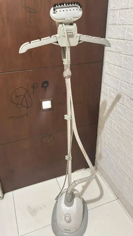 Dijual setrika uap kris