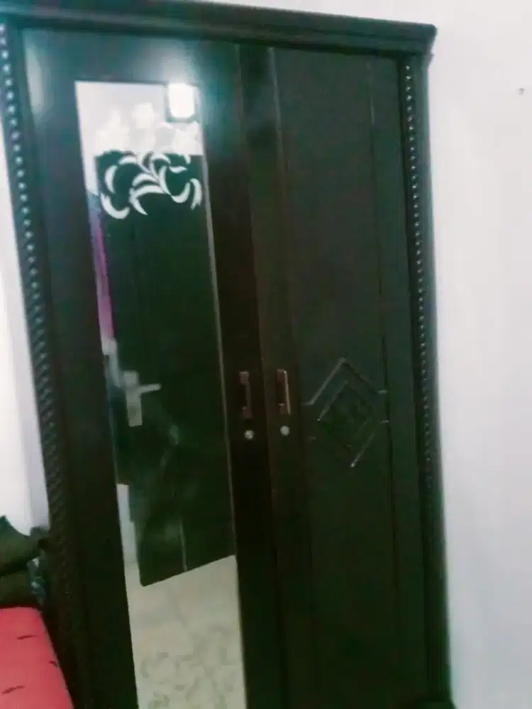Lemari kayu 2pintu