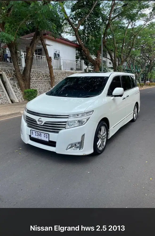 Nissan Elgrand 2013 KM 91.000 | Premium MPV | Kondisi Terawat