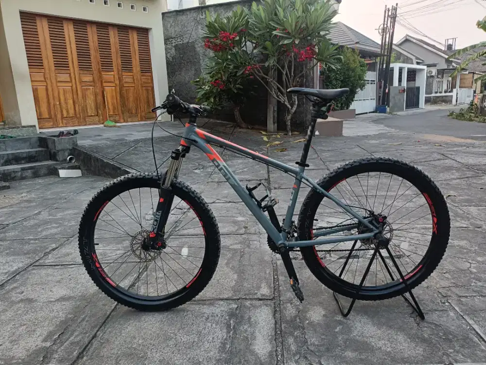POLYGON PREMIER 4