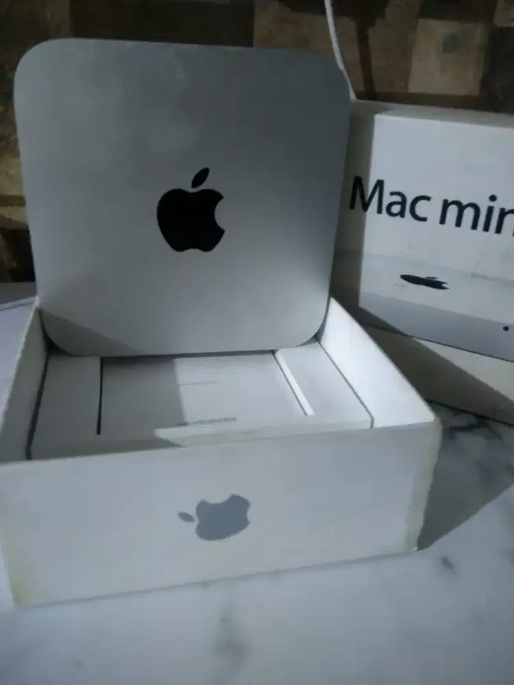 Mac mini core i5,double storage SSD 512gb dan HDD 500gb, murner