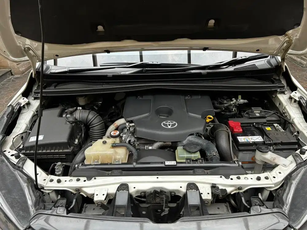 Toyota Innova Reborn G A/T - 2024