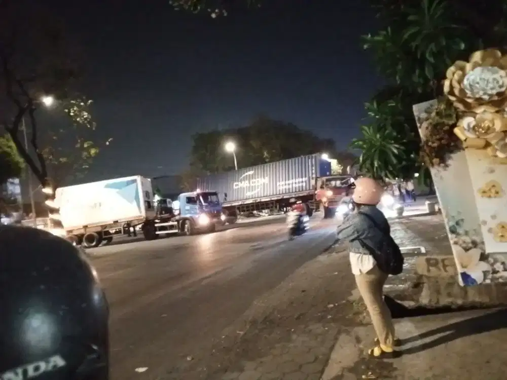 Di butuhkan driver trailler 20 fit
