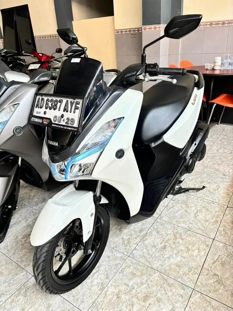 LEXI PUTIH TAHUN 2019