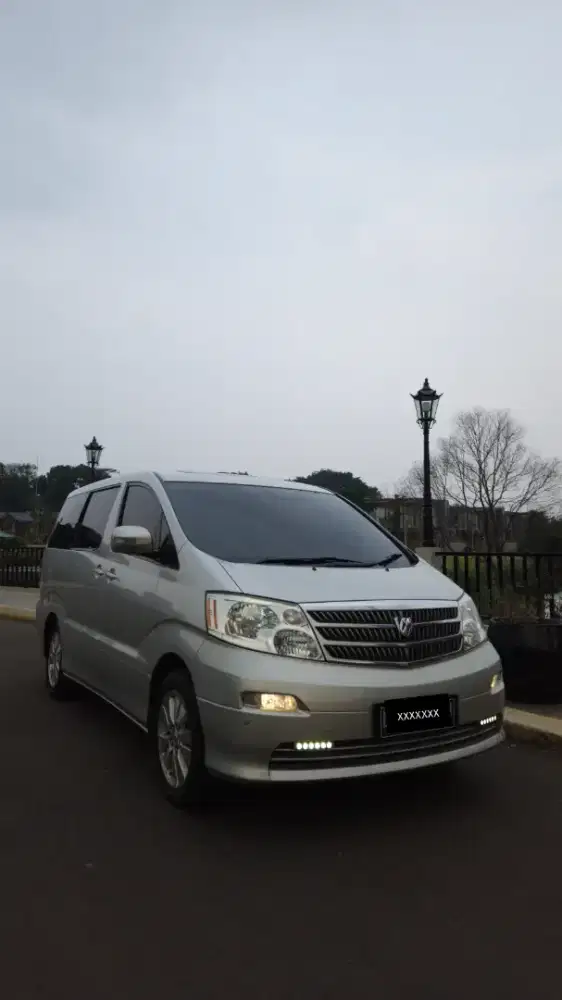 DIJUAL ALPHARD G 2005 SILVER AUTOMATIC