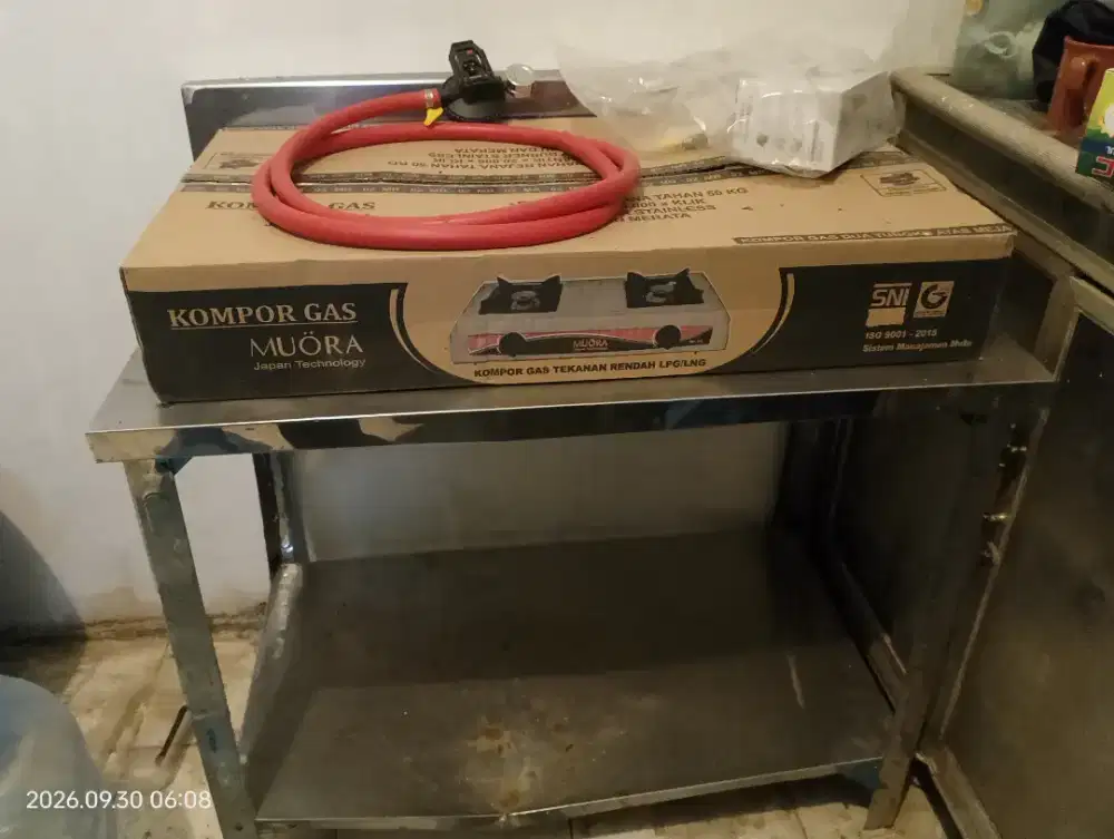 JUAL KOMPOR, MEJA  SETENLIS DAN SPEEDA