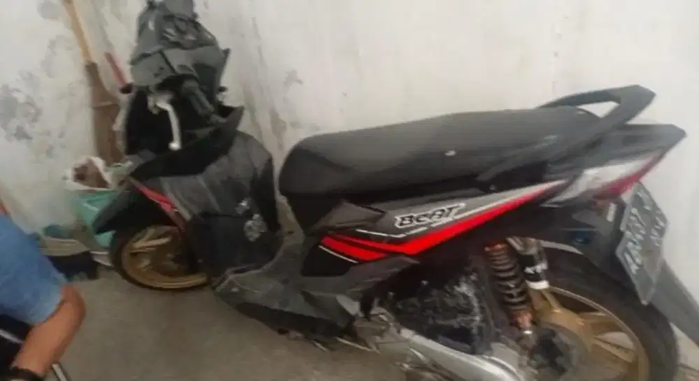Honda beat THN 2017 plat AB Bantul