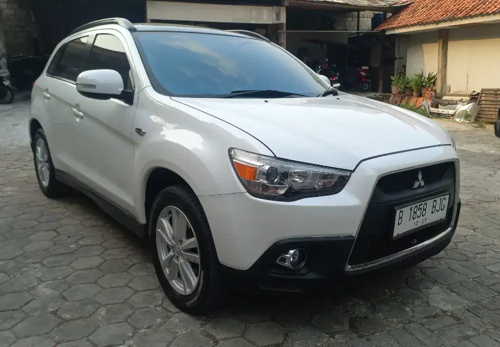 Mitsubishi outlaner px 2012