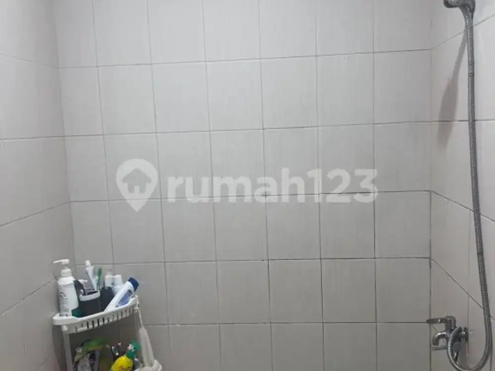 Rumah BagusSHM di Grand Batavia Cluster Groove Pasar Kemis